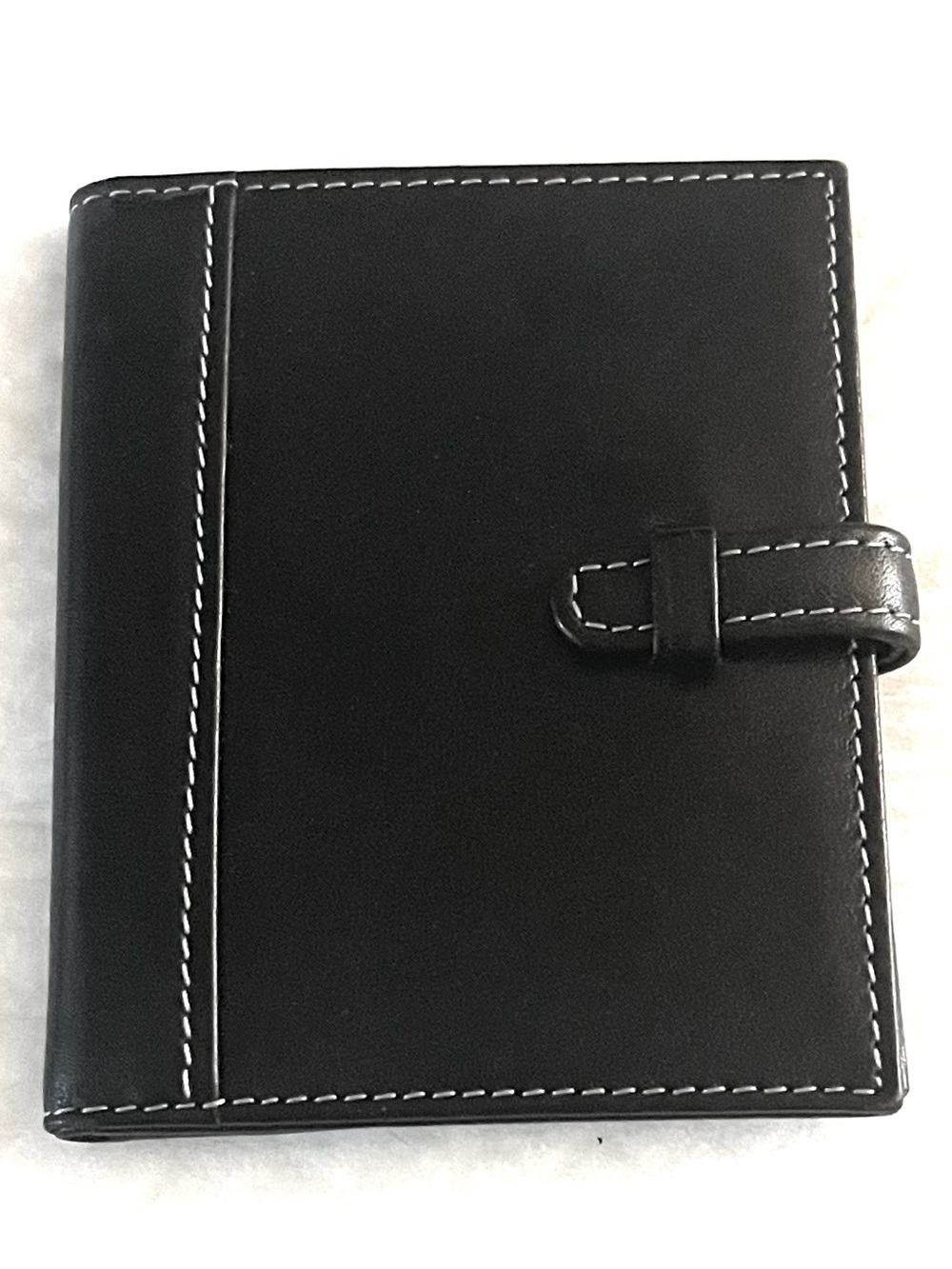 Vintage! Rare! Black Leather Coach Wallet - Card Holder with Contrast Stitching! - Picture 3 of 3
